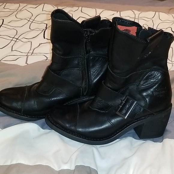 Harley Davidson Heeled Boots - Picture 2 of 4